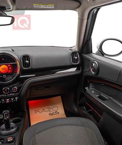 ميني كونتريمان